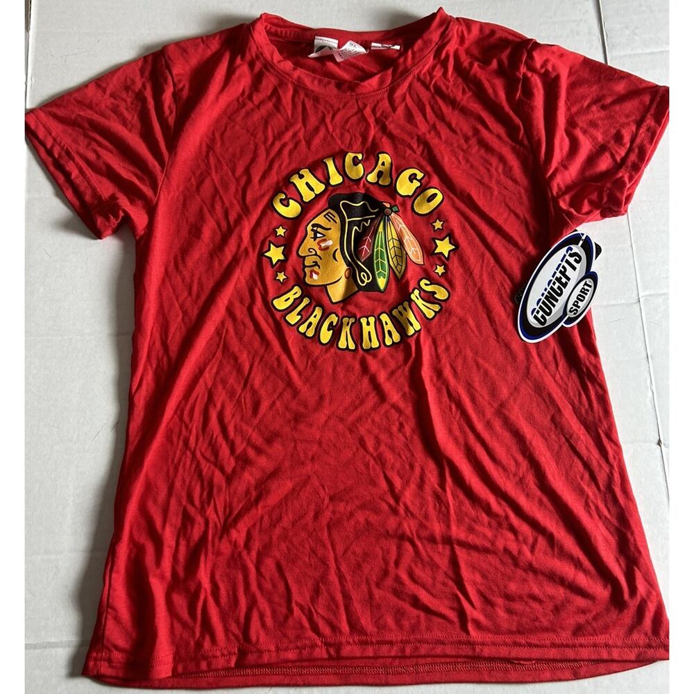 NWT Women’s Chicago Blackhawks NHL Lightweight‎ T-Shirt Size Large